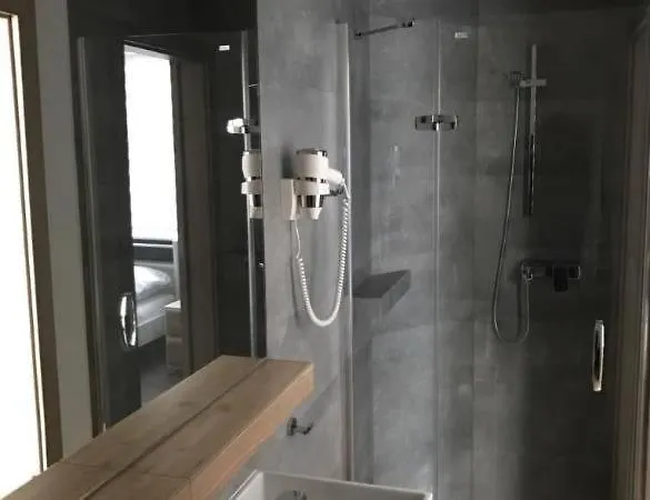 Baltic Piastowska 131 * グダニスク